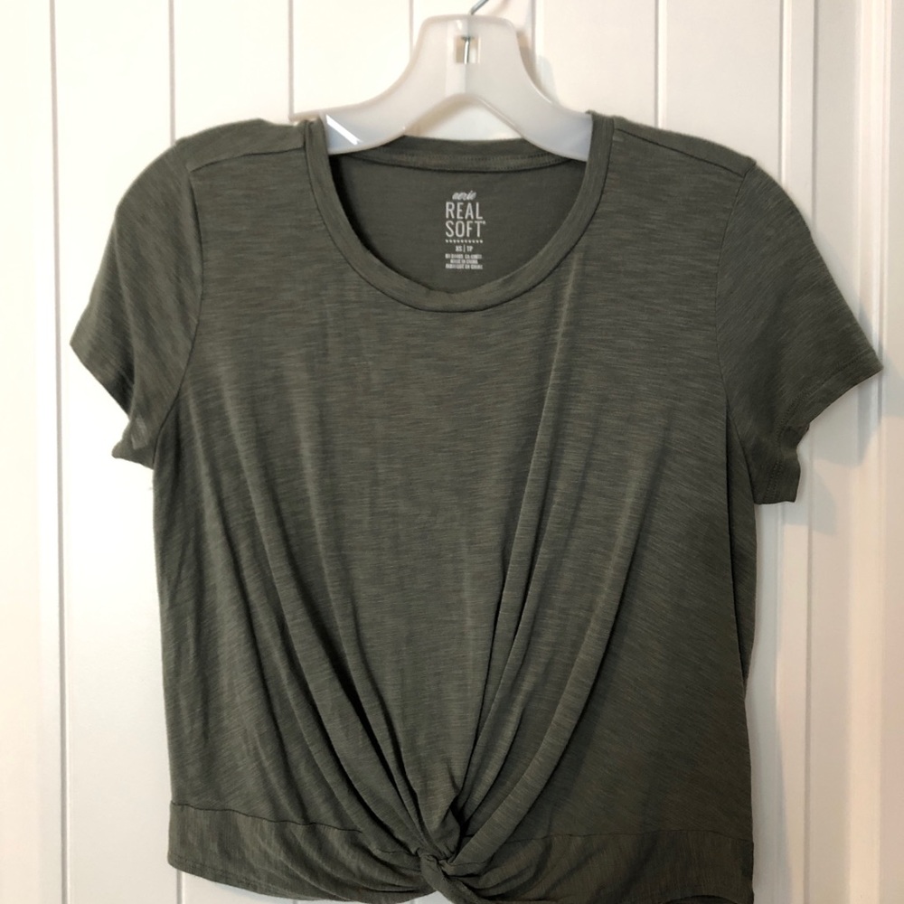 Olive green American eagle tshirt